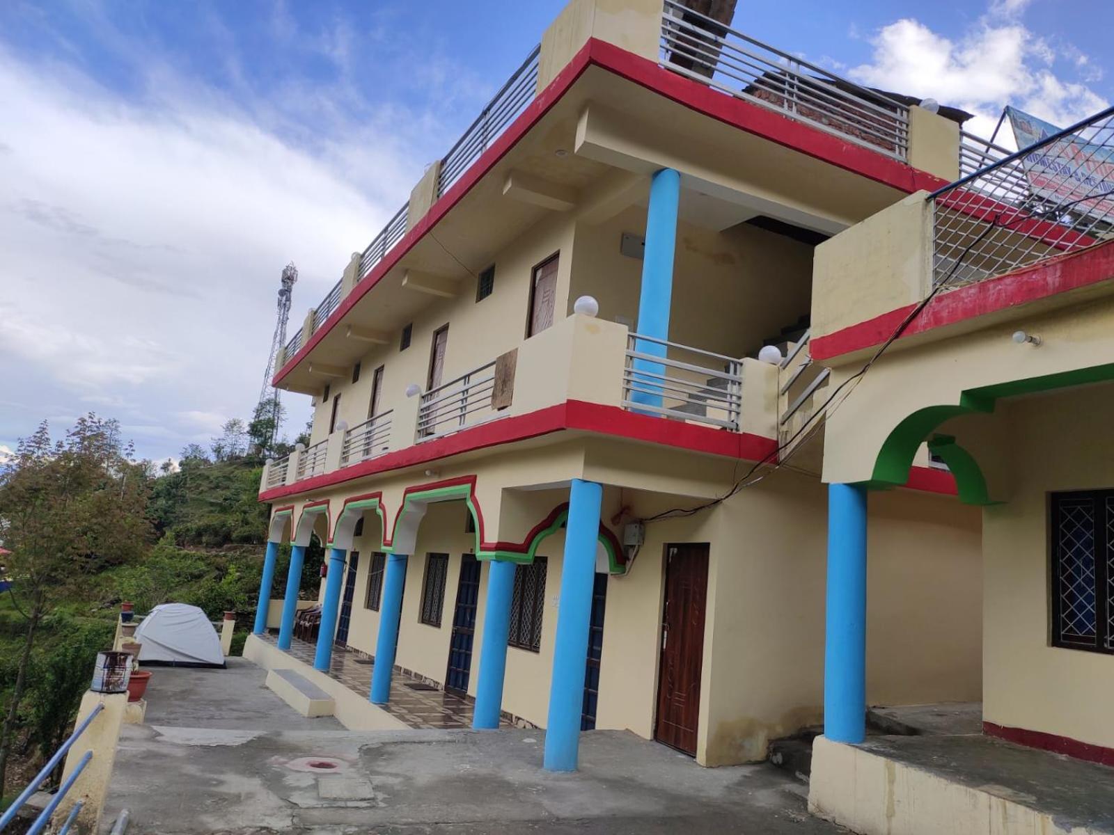 Prince Homestay & Restaurant Rudraprayāg Esterno foto